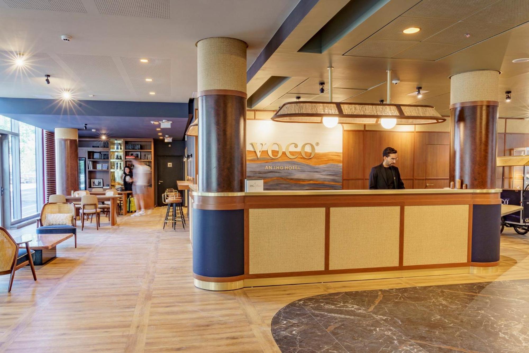 Voco Paris - Porte De Clichy By Ihg Bagian luar foto